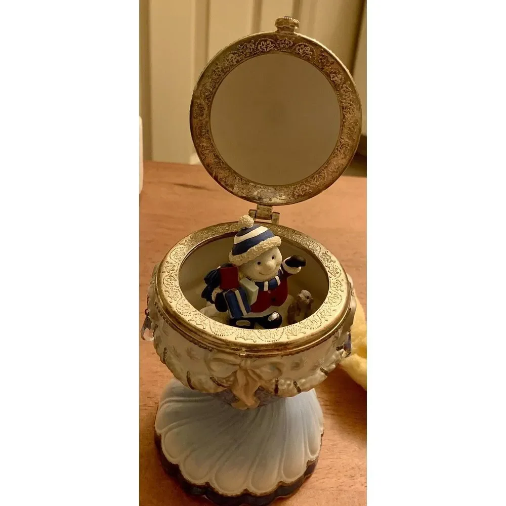 Sankyo Home For Holidays Revolving Musical Egg‎ Plays 
